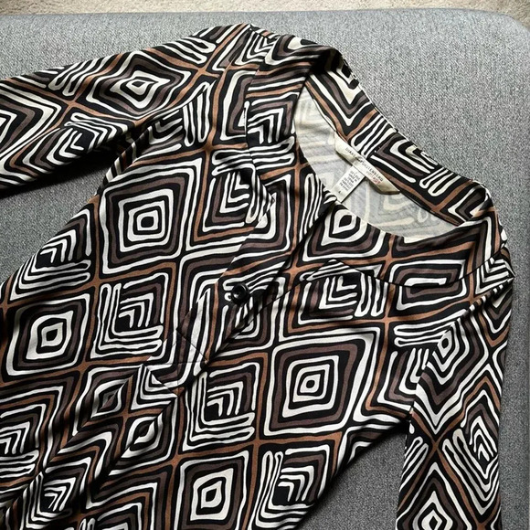 Diane Von Furstenberg Vintage 100% Silk Dress Size 4 - Picture 4 of 5